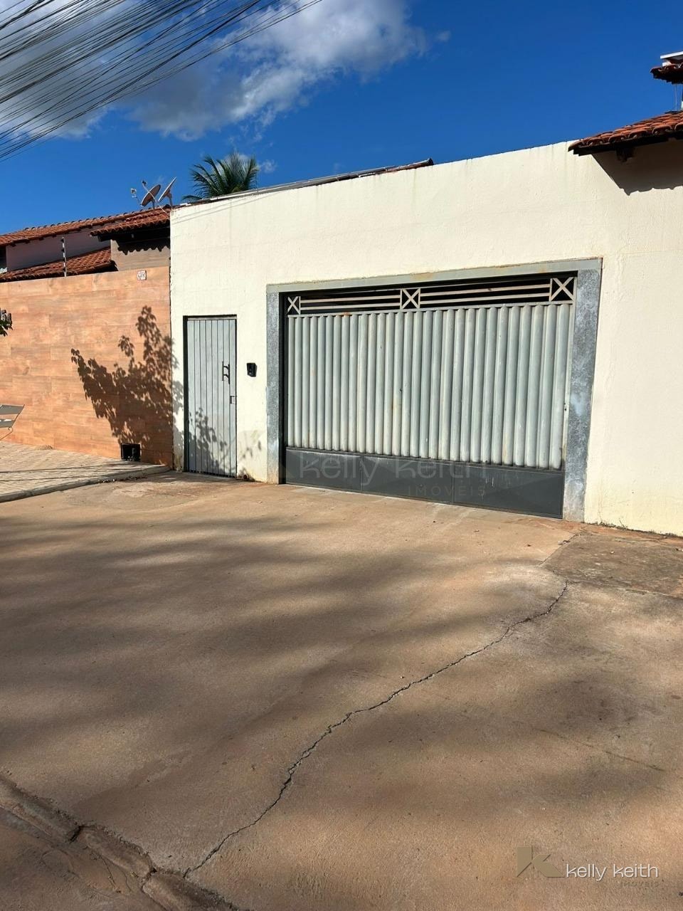 Casa à venda no Centro de Luís Eduardo Magalhães — foto 1 de 13